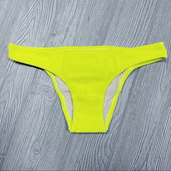 💗 3/$10 💗 NEW PQ Swim cheeky bikini bottoms neon yellow green medium - Picture 3 of 6